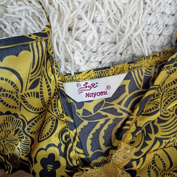 Black And Gold Sleeveless Floral Slip Maxi Nightgown - Picture 7 of 8